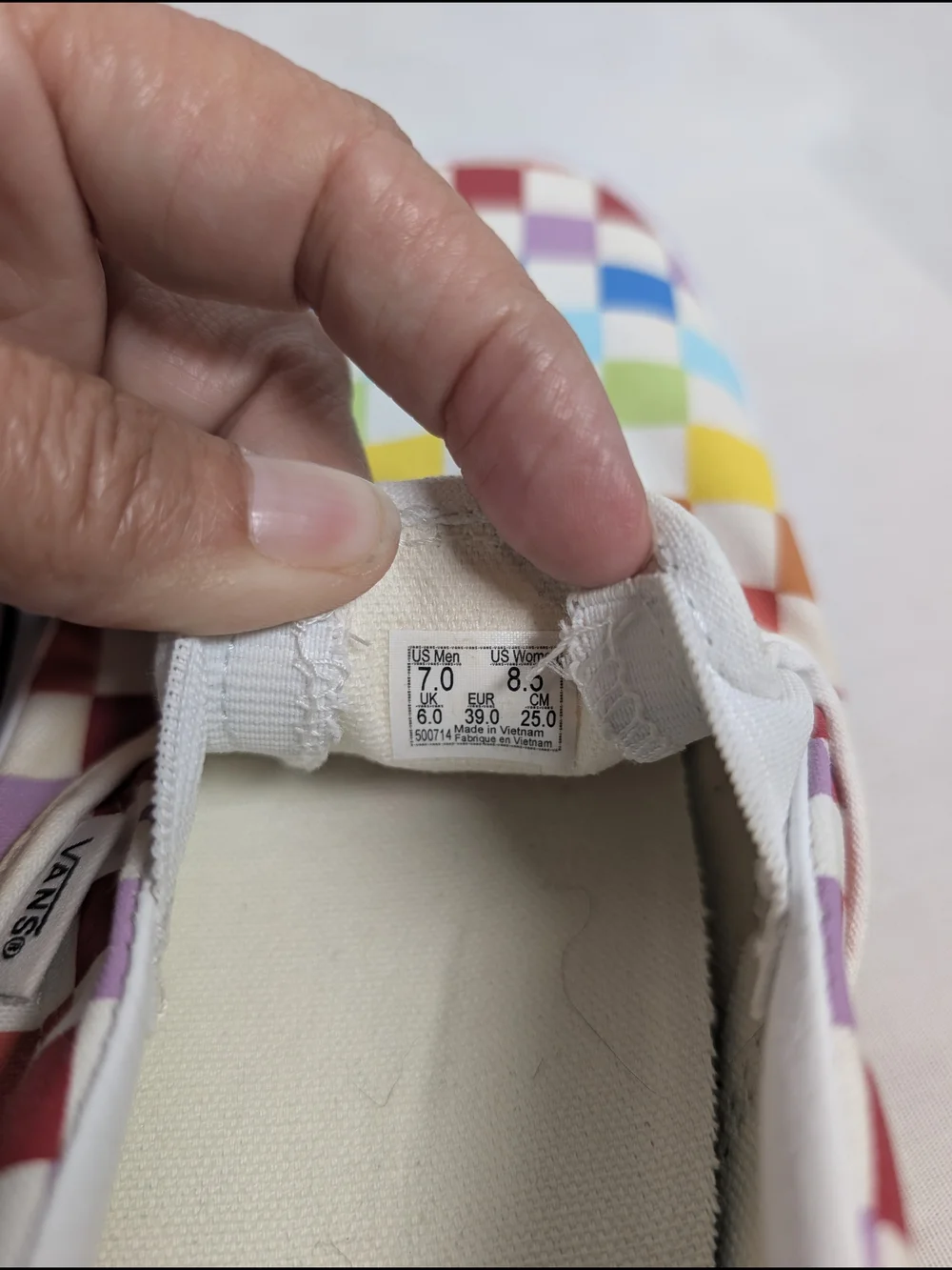 Vans Classic Slip-On Rainbow Checkerboard Sneakers Men's Size 7